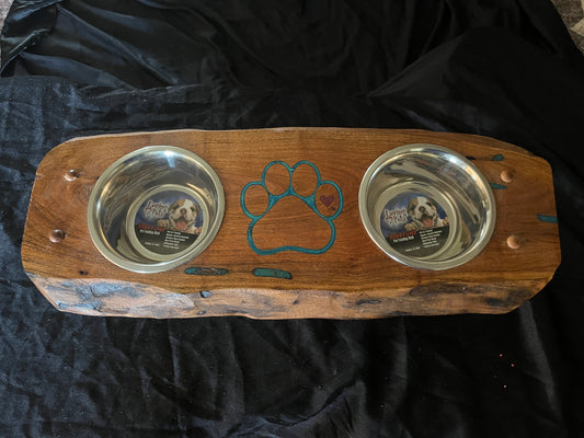 Mesquite Feeding Stations